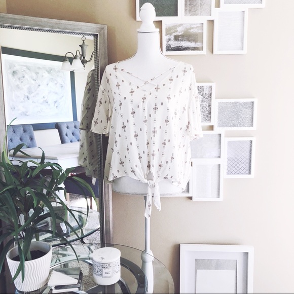 Mudd X Front Tie Top - Picture 2 of 7